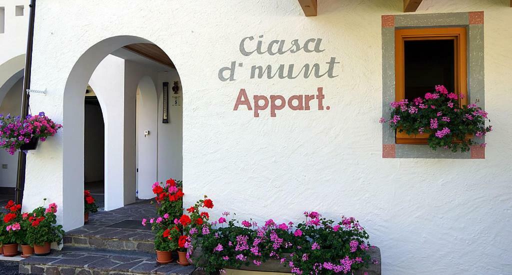 Apartament Ciasa de Munt La Villa  Zewnętrze zdjęcie